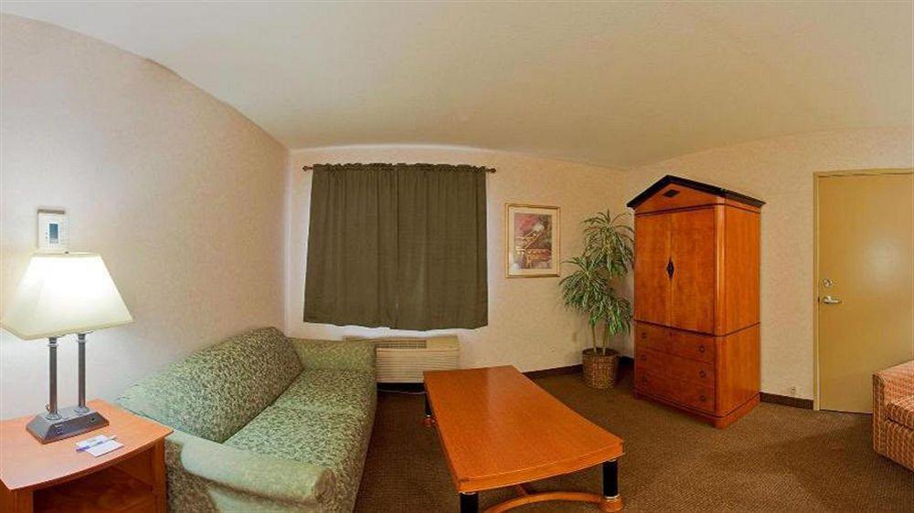 Holiday Inn Express Westley By Ihg Eksteriør billede