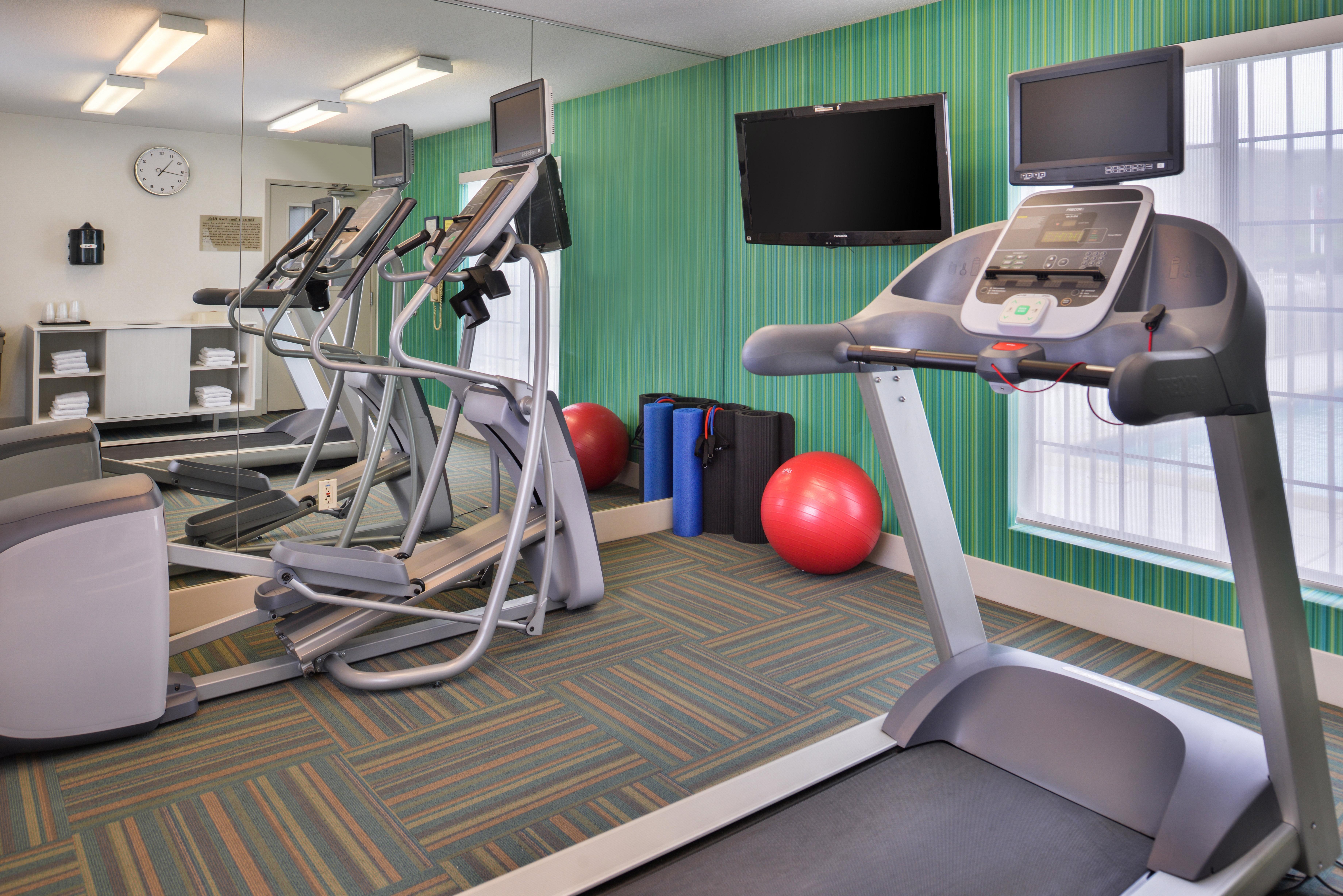 Holiday Inn Express Westley By Ihg Eksteriør billede