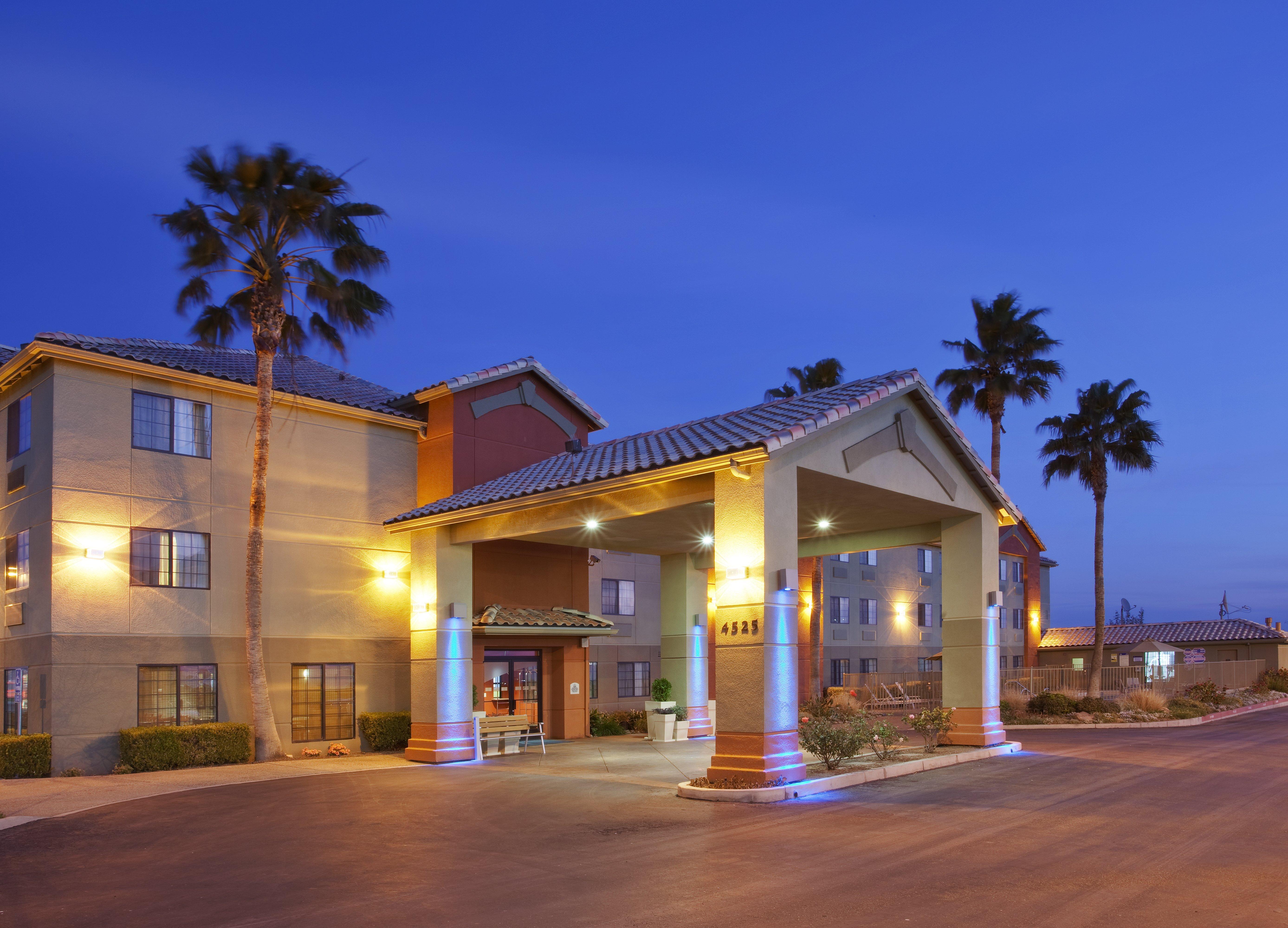 Holiday Inn Express Westley By Ihg Eksteriør billede
