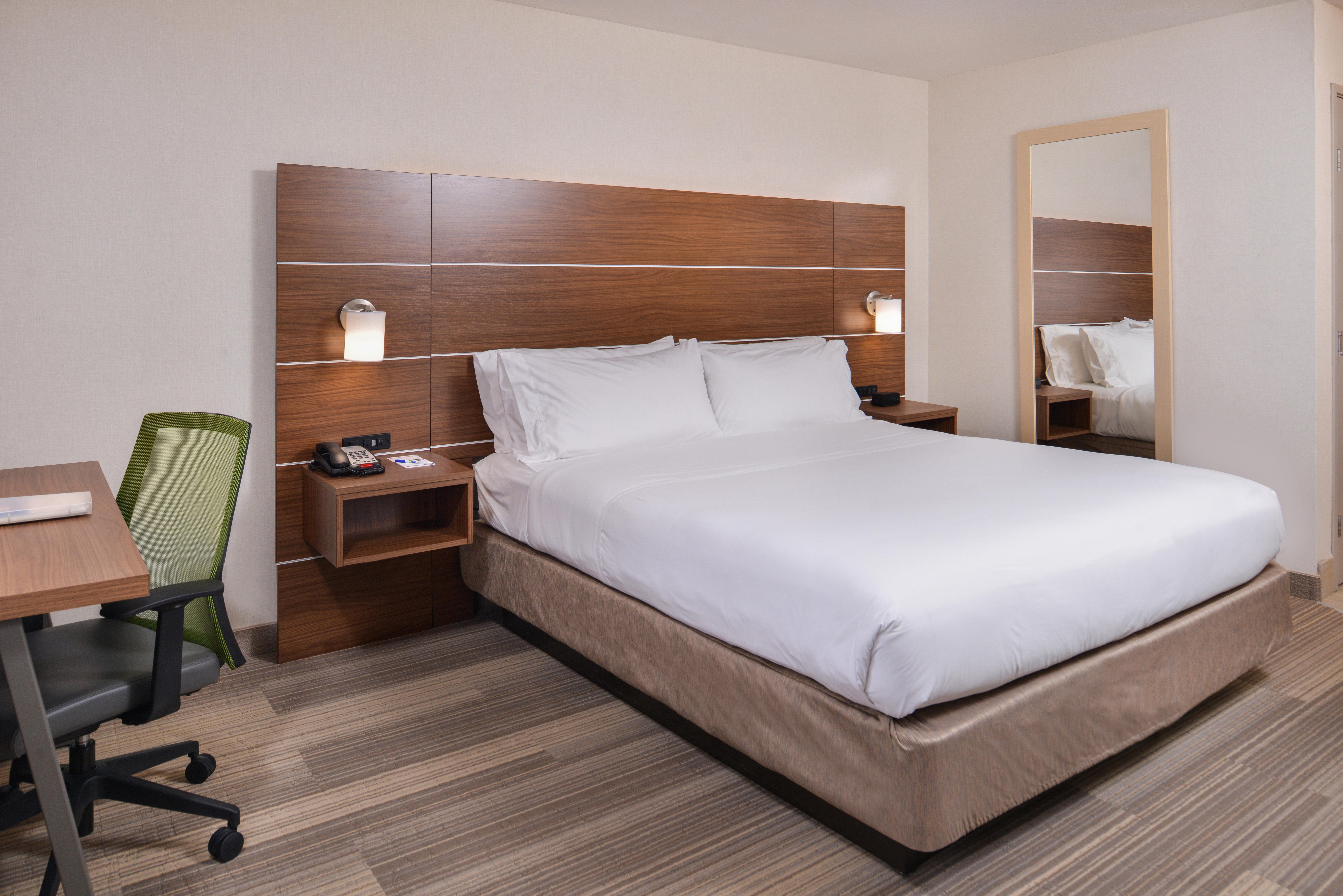Holiday Inn Express Westley By Ihg Eksteriør billede